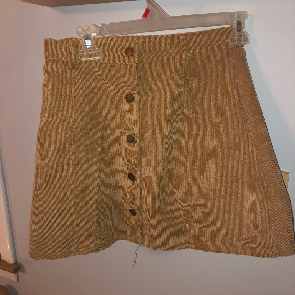 Fashion corduroy skirt